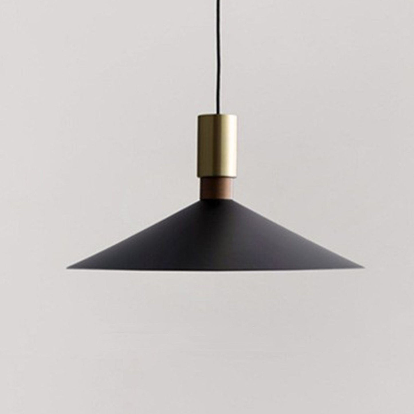 Minimalist Round Iron Pendant Ceiling Light