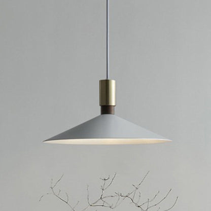 Minimalist Round Iron Pendant Ceiling Light